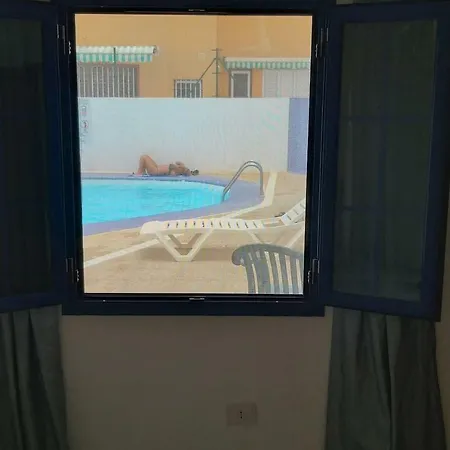 Delia 100m Beach, Barcelo 칼레타데푸스테
